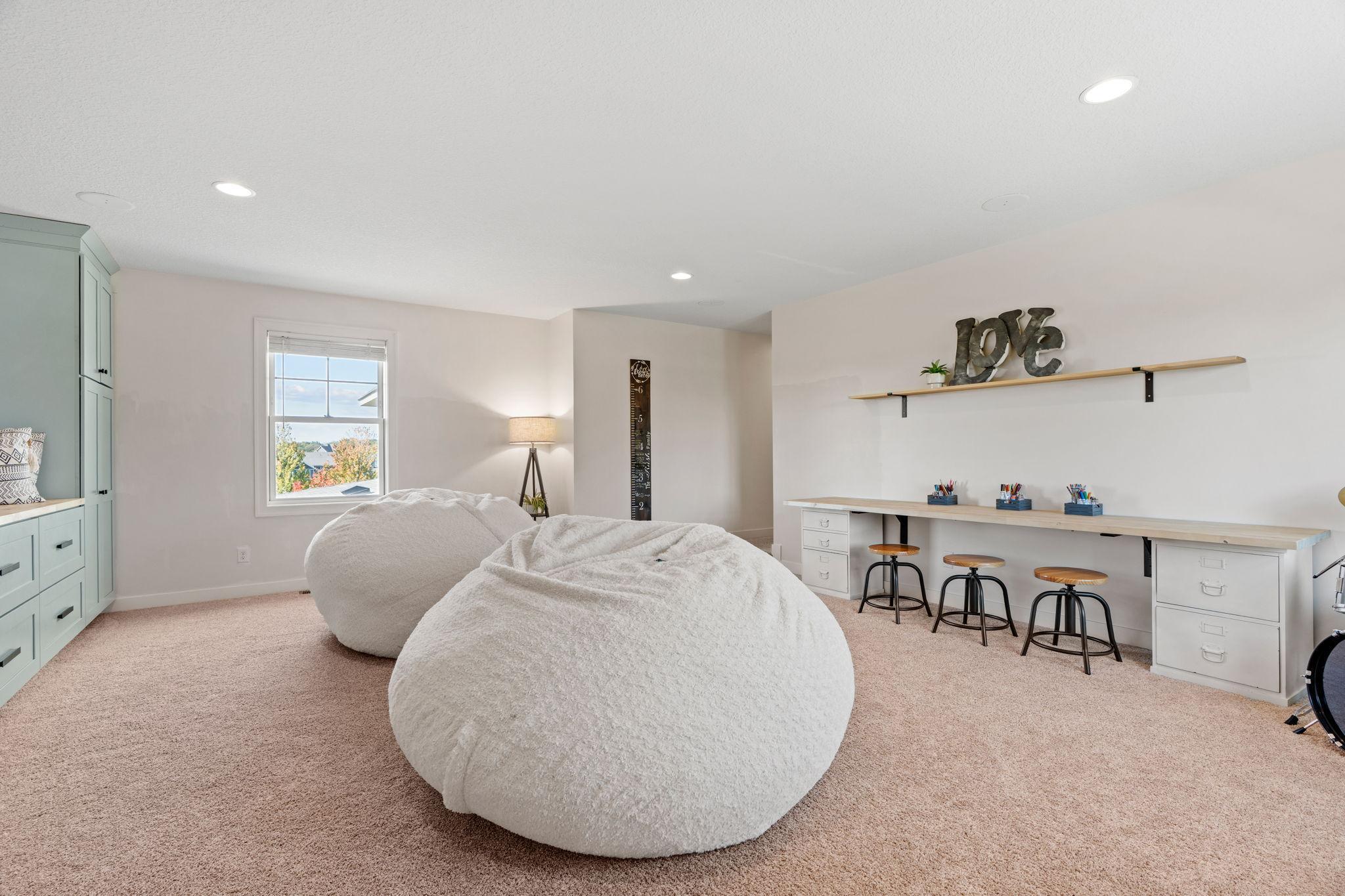 79-web-or-mls-16513 Duluth Trl-69.jpg
