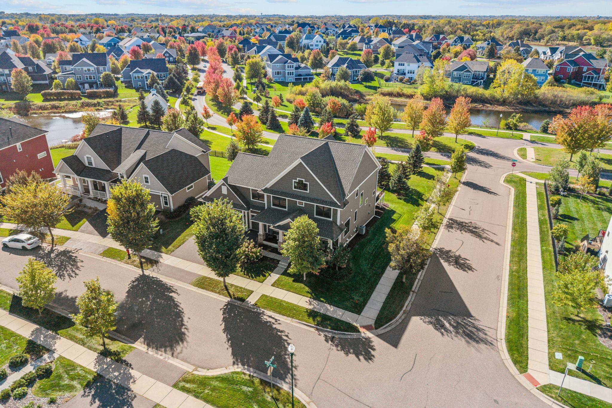 24-web-or-mls-16513 Duluth Trl-14.jpg