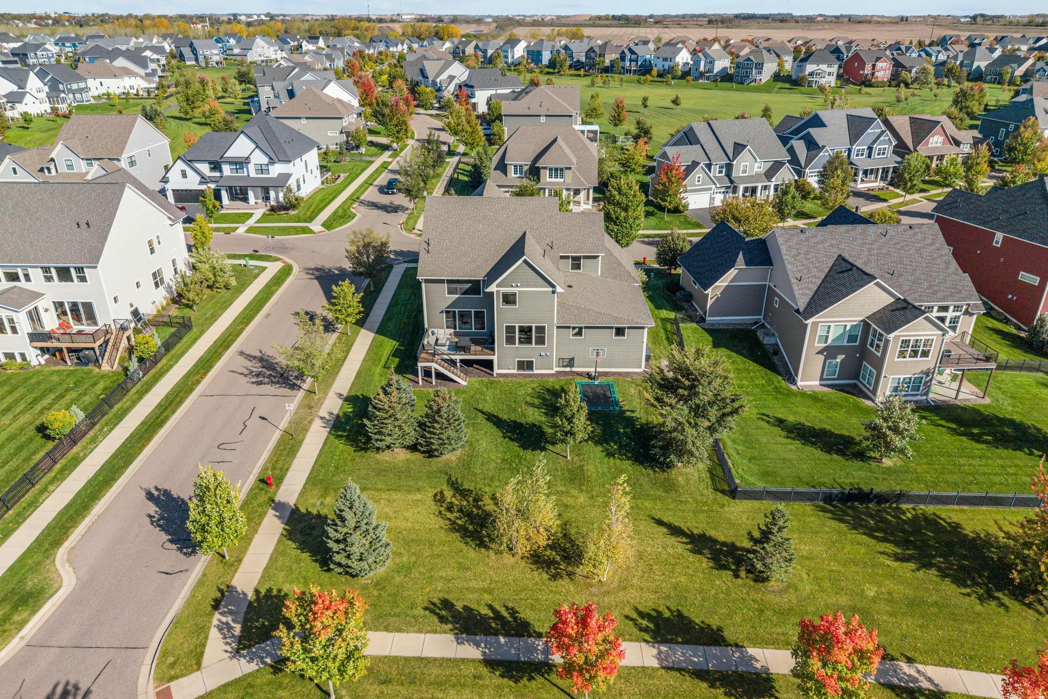 32-web-or-mls-16513 Duluth Trl-22.jpg