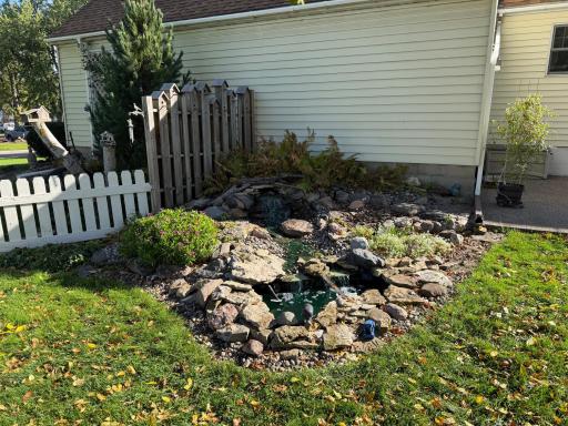 908 8th Avenue SW, Faribault, MN 55021