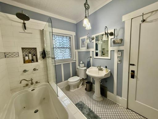 3308 N Nokomis NE, Alexandria, MN 56308