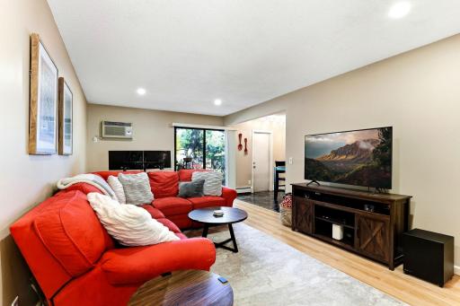 4412 Cedar Lake Road S, 3, Saint Louis Park, MN 55416
