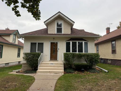 3704 16th Avenue S, Minneapolis, MN 55407