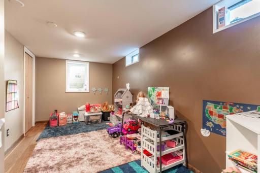 412 E Everett Avenue, Fergus Falls, MN 56537