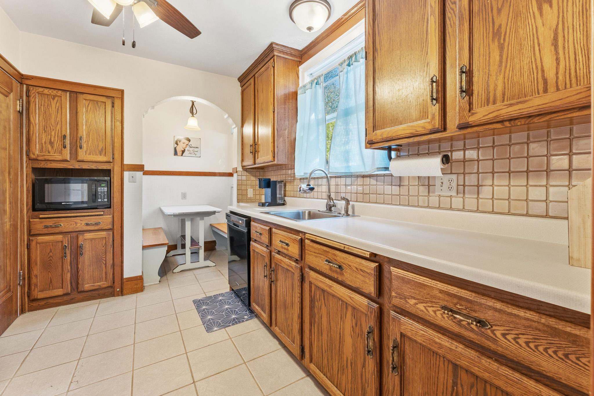 Ample counter space