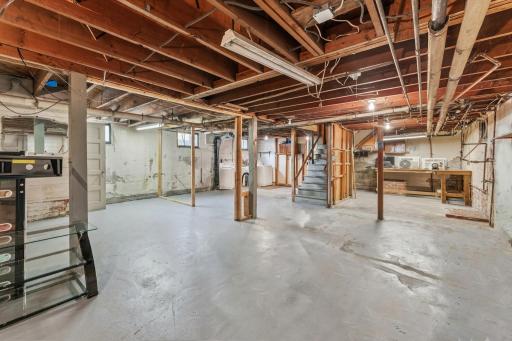 Full sized unfinished basement