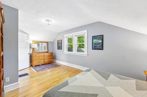 2820 42nd Avenue S, Minneapolis, MN 55406