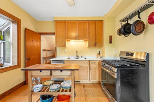 2820 42nd Avenue S, Minneapolis, MN 55406