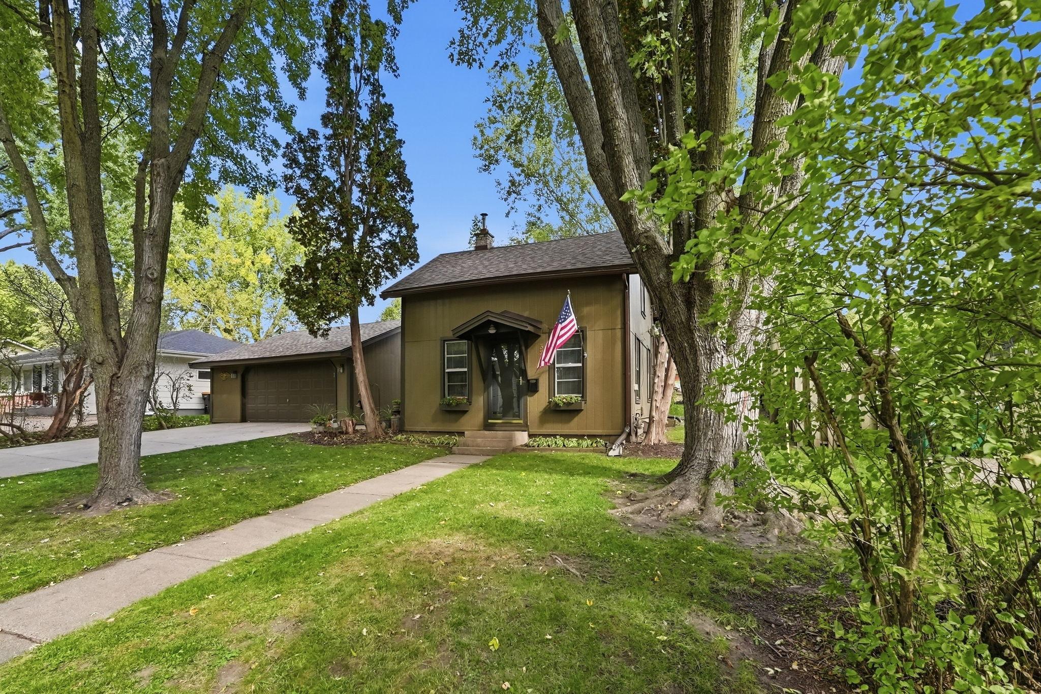 Property photo for 3210 Zane Avenue N, Crystal, MN 55422