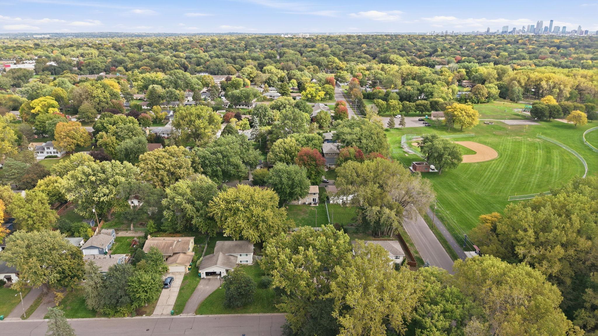 22-web-or-mls-DJI_20261005141948_0238_D.jpg