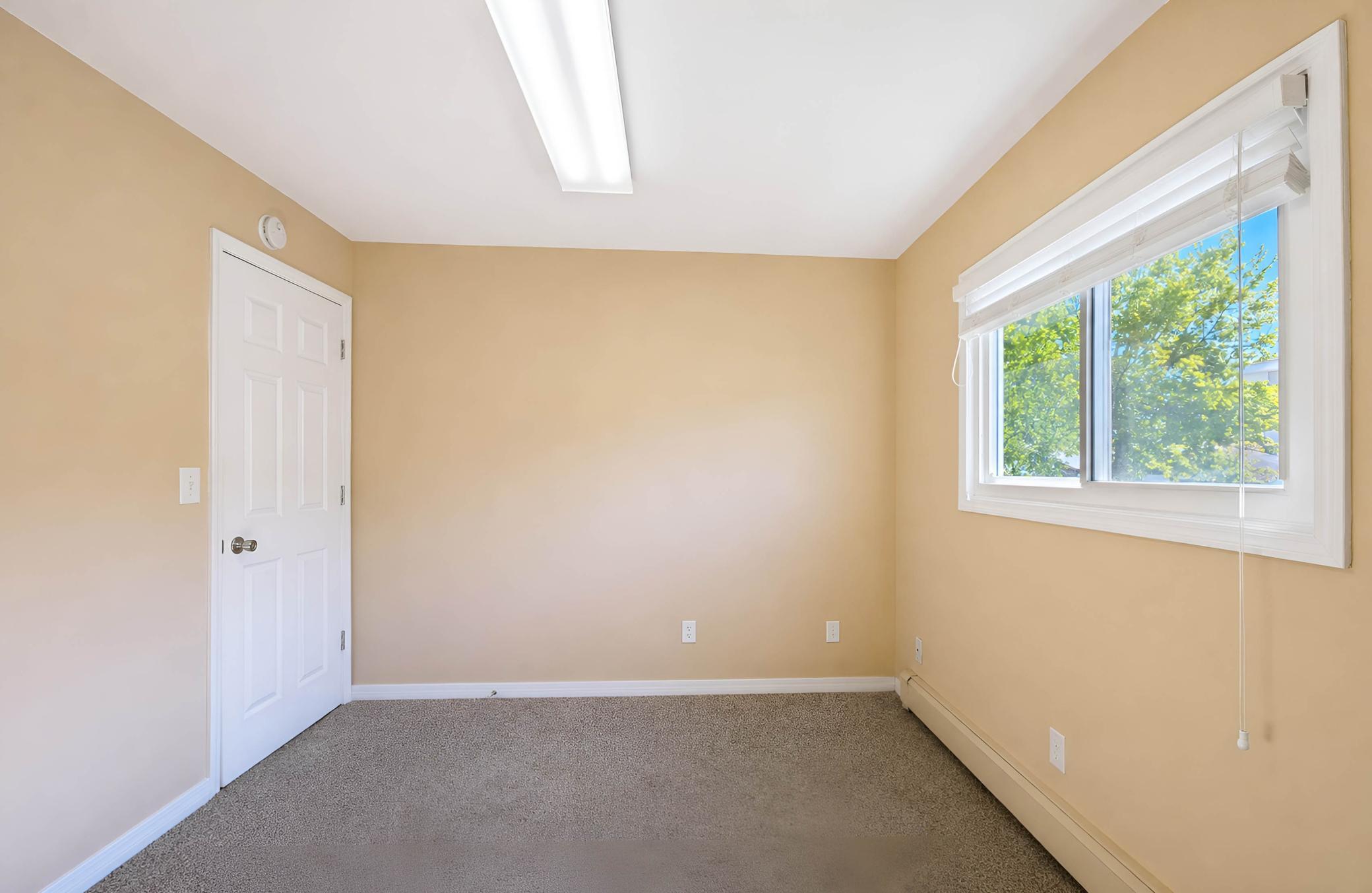 Upper Level Bedroom 1