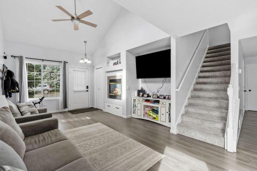 895 Ferdinand Drive, Shakopee, MN 55379