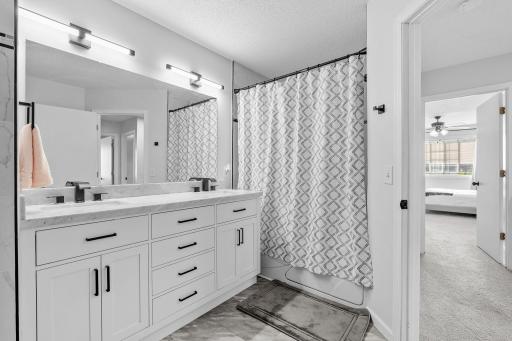 895 Ferdinand Drive, Shakopee, MN 55379