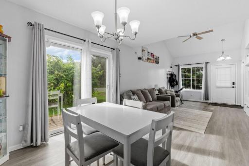 895 Ferdinand Drive, Shakopee, MN 55379