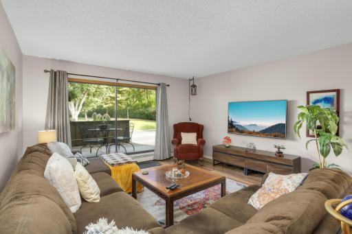 705 E Burnsville Parkway, 114, Burnsville, MN 55337