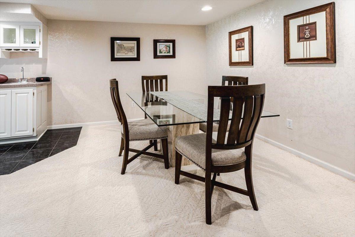 43-Family Room.jpg