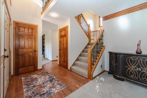 12061 Gantry Court, Apple Valley, MN 55124