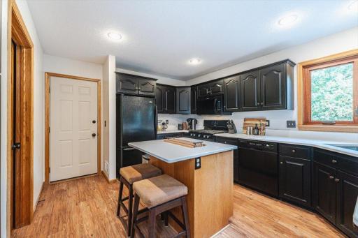 12061 Gantry Court, Apple Valley, MN 55124
