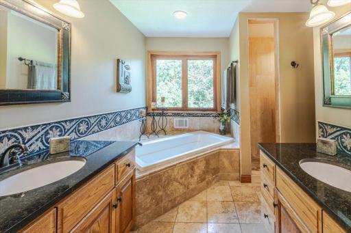 12061 Gantry Court, Apple Valley, MN 55124