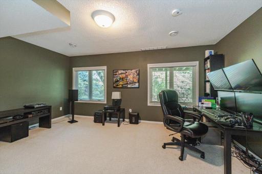 12061 Gantry Court, Apple Valley, MN 55124