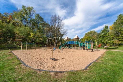 12061 Gantry Court, Apple Valley, MN 55124