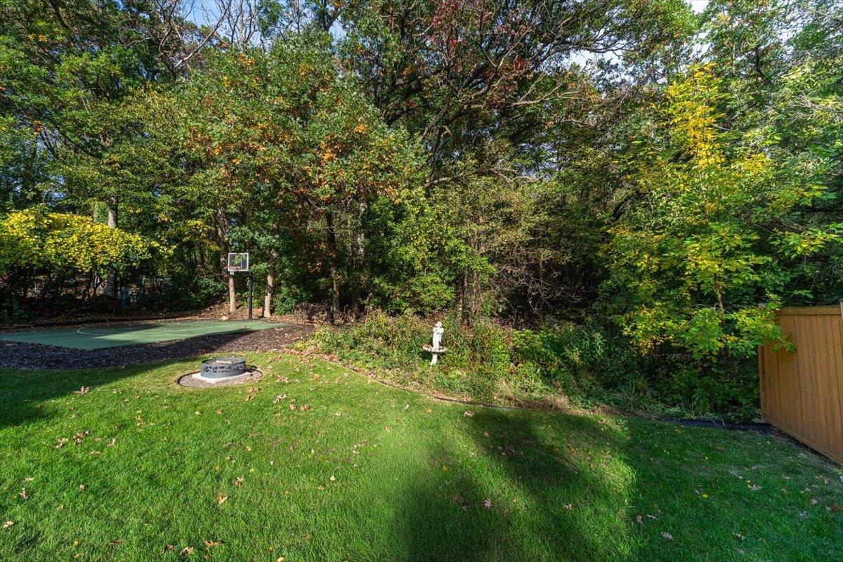 57-Backyard.jpg