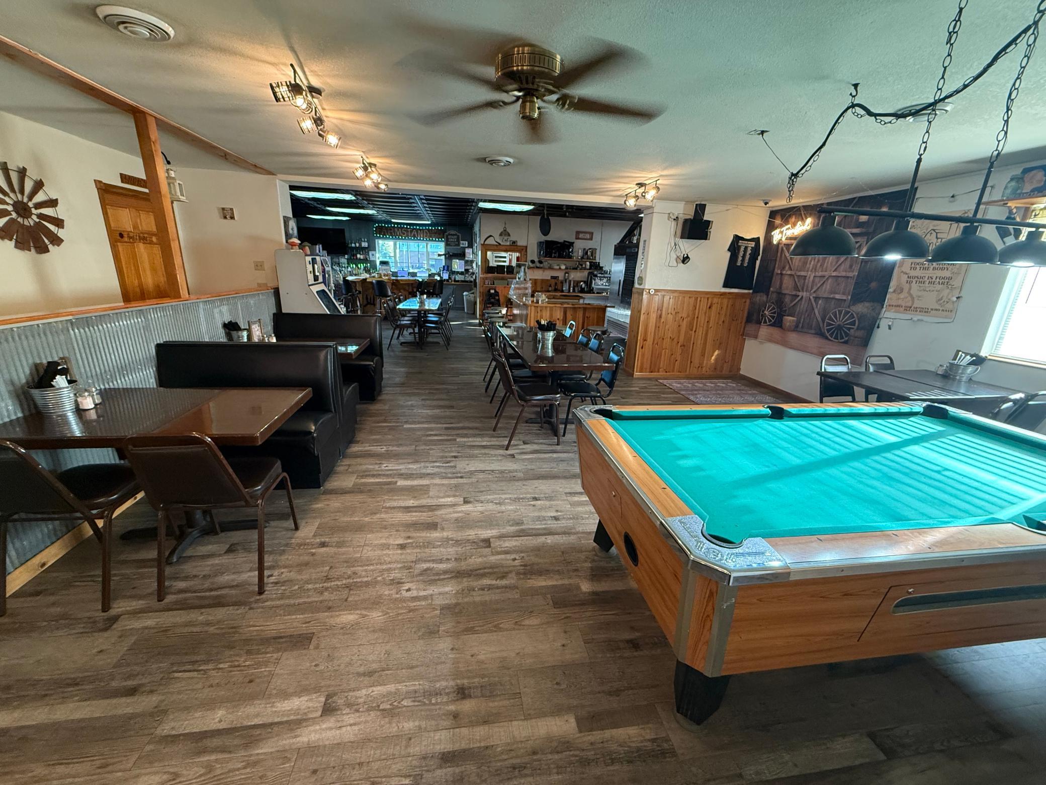 Seating & Rec