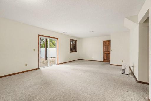 1528 Briarknoll Drive, New Brighton, MN 55112