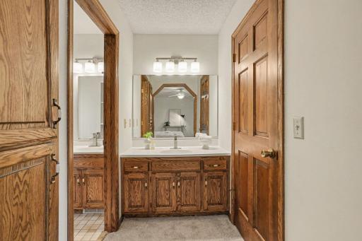 1528 Briarknoll Drive, New Brighton, MN 55112