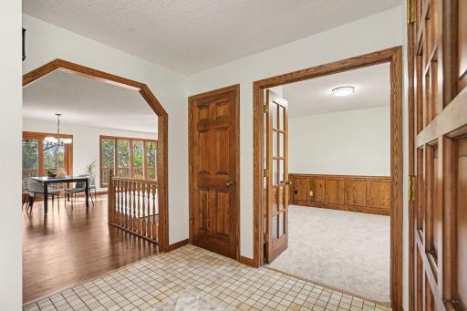 1528 Briarknoll Drive, New Brighton, MN 55112