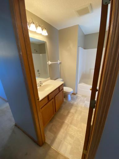 609 Dogwood Street NE, Lonsdale, MN 55046