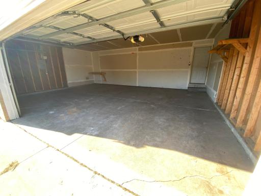 609 Dogwood Street NE, Lonsdale, MN 55046