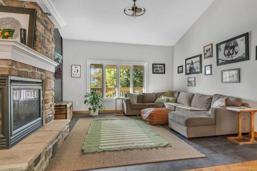 4201 104th Avenue NE, Spicer, MN 56288