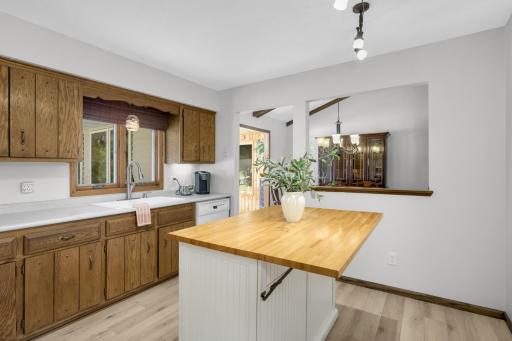 6624 Edgemont Boulevard N, Brooklyn Park, MN 55428