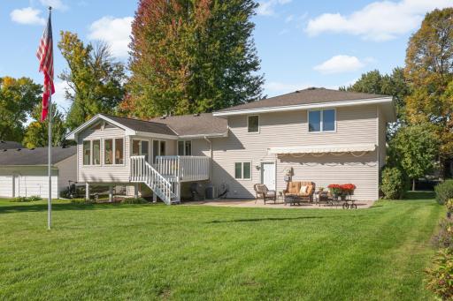 6624 Edgemont Boulevard N, Brooklyn Park, MN 55428