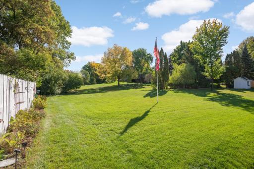 6624 Edgemont Boulevard N, Brooklyn Park, MN 55428