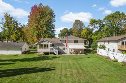 6624 Edgemont Boulevard N, Brooklyn Park, MN 55428