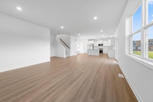 (Photo of an inventory home, actual homes finishes will vary)