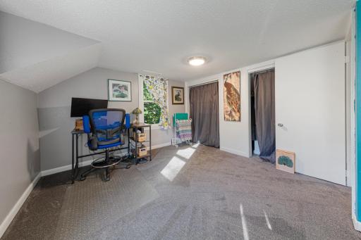 1229 1st Avenue NE, Faribault, MN 55021