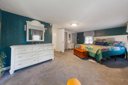 1229 1st Avenue NE, Faribault, MN 55021