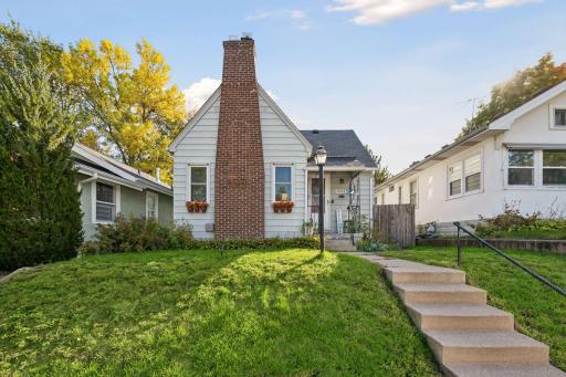 4333 12th Avenue S, Minneapolis, MN 55407
