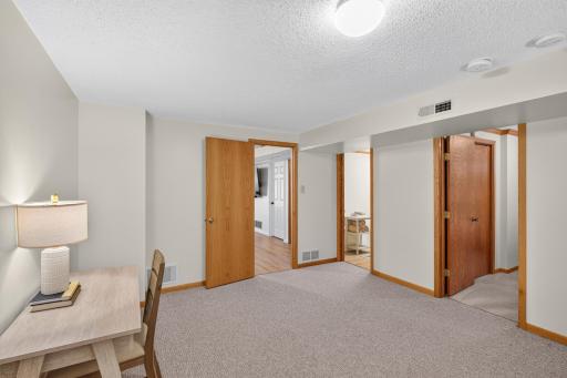 1938 Edgerton Street, Maplewood, MN 55117