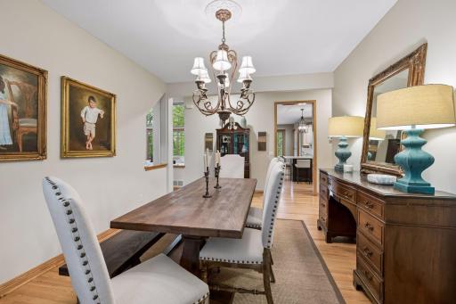 9001 Springwood Drive, Woodbury, MN 55125
