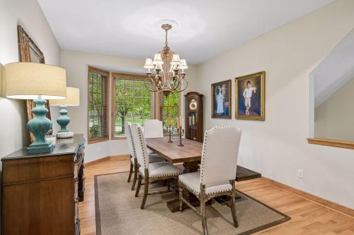 9001 Springwood Drive, Woodbury, MN 55125