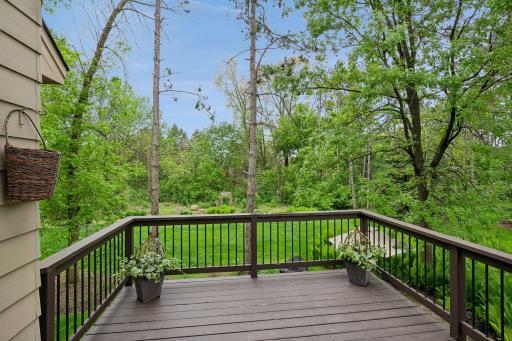 9001 Springwood Drive, Woodbury, MN 55125