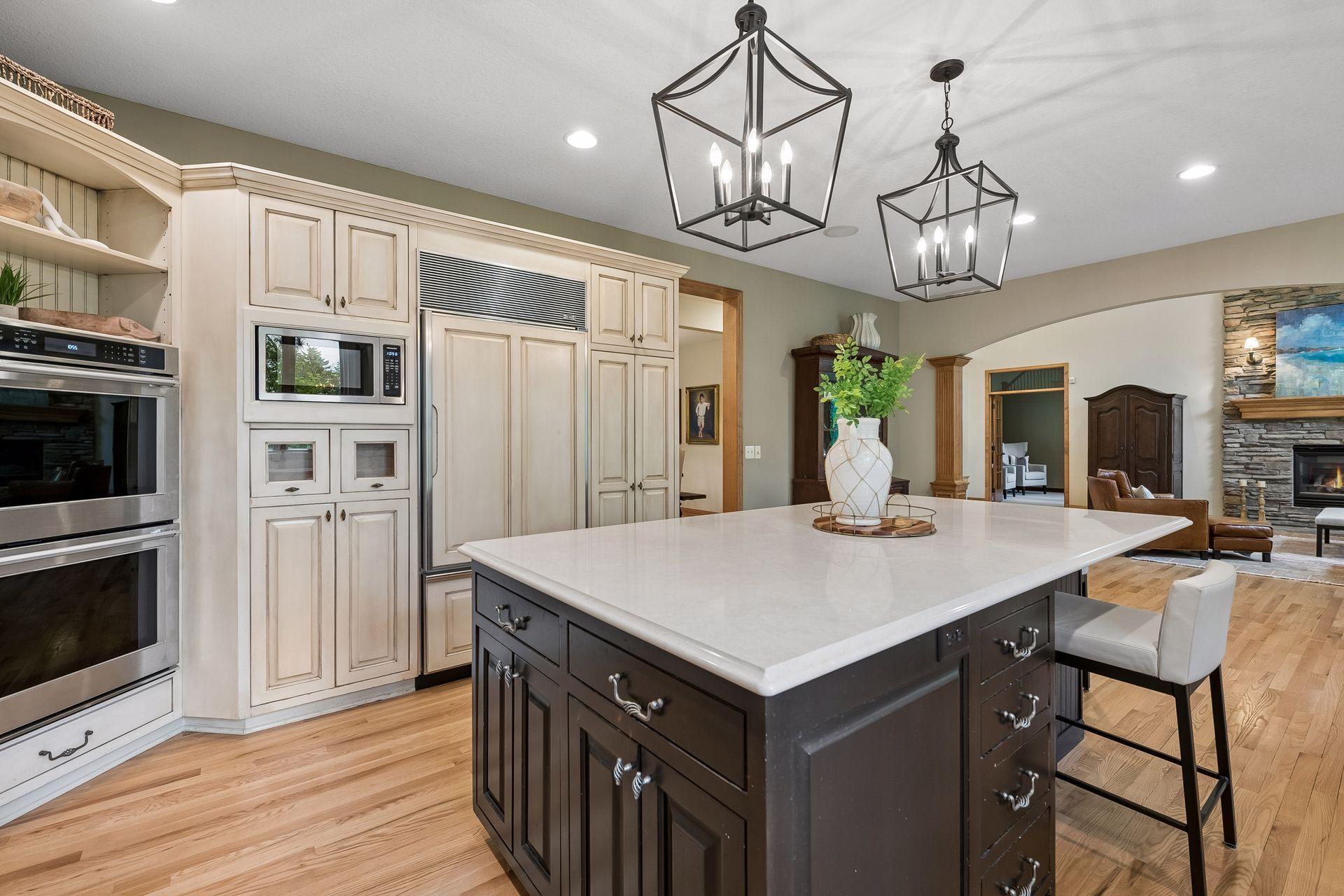 Oversized island perfect for gathering