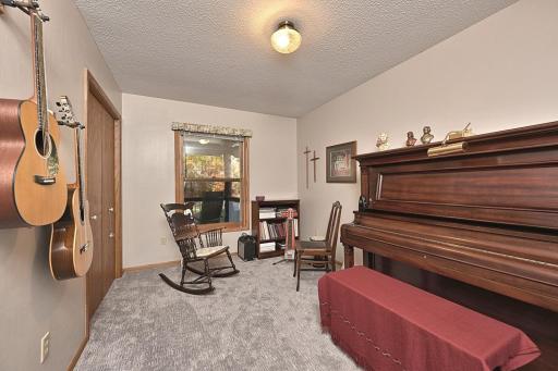 2002 NW 9th Avenue, Grand Rapids, MN 55744