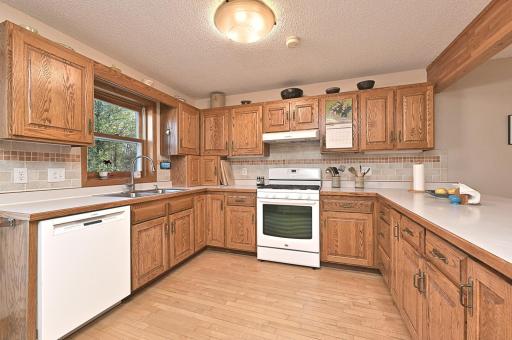 2002 NW 9th Avenue, Grand Rapids, MN 55744