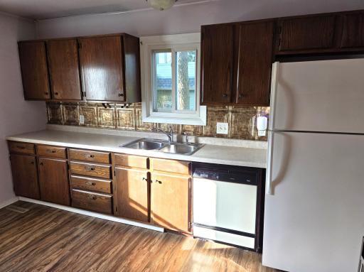 126 2nd Avenue SW, Wells, MN 56097