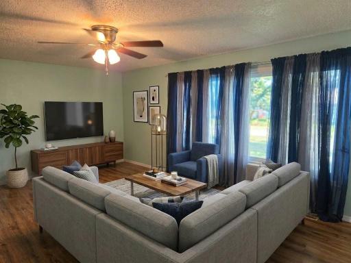 126 2nd Avenue SW, Wells, MN 56097